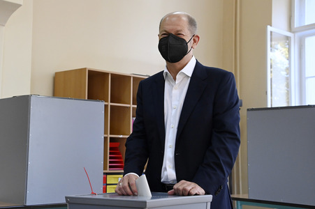 Stimmabgabe von Olaf Scholz zur Bundestagswahl 2021 in Potsdam