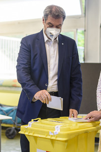 Stimmabgabe von Markus Söder zur Bundestagswahl 2021 in Nürnberg