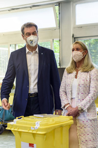 Stimmabgabe von Markus Söder zur Bundestagswahl 2021 in Nürnberg