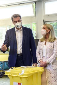 Stimmabgabe von Markus Söder zur Bundestagswahl 2021 in Nürnberg