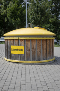 Symbolfoto Abfallcontainer
