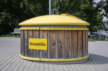 Symbolfoto Abfallcontainer