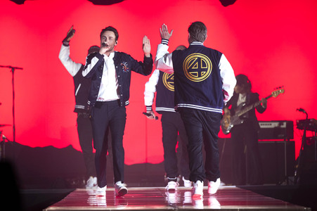 TV-Show 'MDR Sputnik präsentiert: Friends of Clueso' in Leipzig