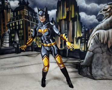 GEEK ART: Batgirl Comic Bodypainting