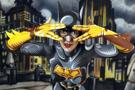 GEEK ART: Batgirl Comic Bodypainting