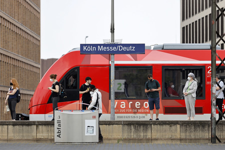 Symbolfoto S-Bahn