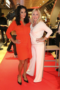 Opening des neuen Asian Soulfood- & Sushi-Restaurants Miyo in Hamburg