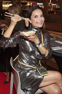 Opening des neuen Asian Soulfood- & Sushi-Restaurants Miyo in Hamburg