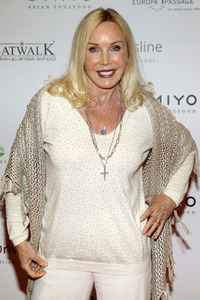 Opening des neuen Asian Soulfood- & Sushi-Restaurants Miyo in Hamburg