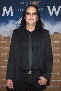 Filmpremiere 'Träum weiter! Sehnsucht nach Veränderung' in Berlin