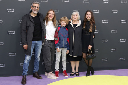 Filmpremiere 'Mutter, Kutter, Kind', Filmfest Hamburg 2021