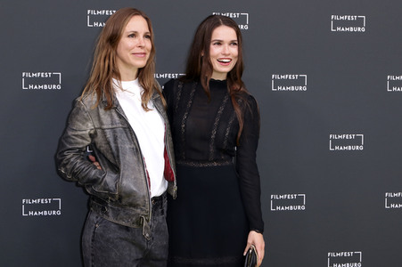 Filmpremiere 'Mutter, Kutter, Kind', Filmfest Hamburg 2021