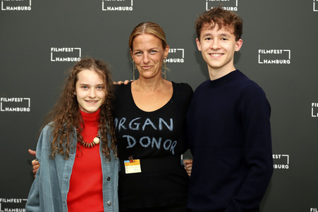 Filmpremiere 'Die Luft zum Atmen', Filmfest Hamburg 2021