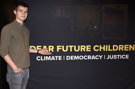 Filmpremiere 'Dear Future Children' in München