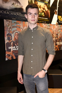 Filmpremiere 'Dear Future Children' in München