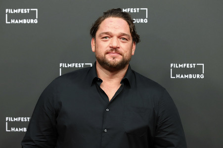 Filmpremiere 'Warten auf'n Bus', Filmfest Hamburg 2021
