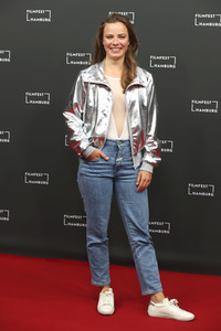 Filmpremiere 'Niemand ist bei den Kälbern', Filmfest Hamburg 2021