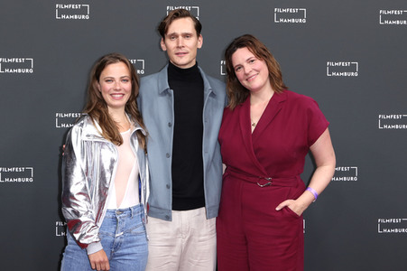 Filmpremiere 'Niemand ist bei den Kälbern', Filmfest Hamburg 2021