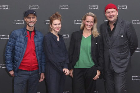 Filmpremiere 'Kranitz - Bei Trennung Geld zurück', Filmfest Hamburg 2021
