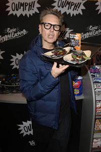 Oumph! Pop-Up Späti Launch Event in Berlin