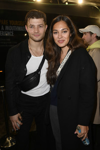 Oumph! Pop-Up Späti Launch Event in Berlin