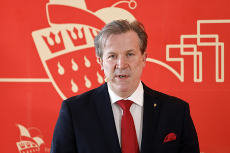 Pressekonferenz zur Vorstellung des designierten Dreigestirn 2022 in Köln