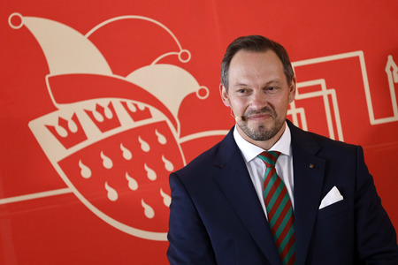 Pressekonferenz zur Vorstellung des designierten Dreigestirn 2022 in Köln