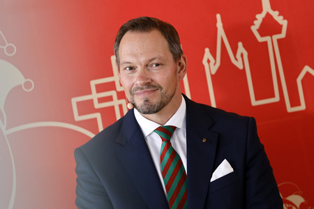 Pressekonferenz zur Vorstellung des designierten Dreigestirn 2022 in Köln