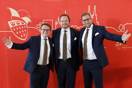 Pressekonferenz zur Vorstellung des designierten Dreigestirn 2022 in Köln