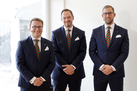 Pressekonferenz zur Vorstellung des designierten Dreigestirn 2022 in Köln