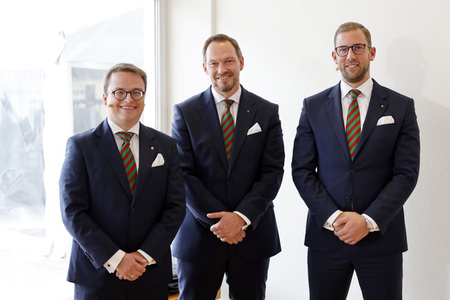 Pressekonferenz zur Vorstellung des designierten Dreigestirn 2022 in Köln