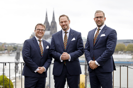 Pressekonferenz zur Vorstellung des designierten Dreigestirn 2022 in Köln