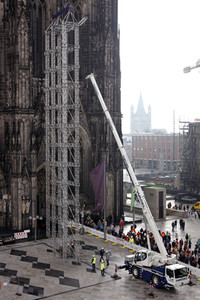 Abbau des Gerüsts am Kölner Dom