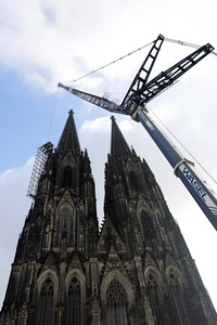 Abbau des Gerüsts am Kölner Dom