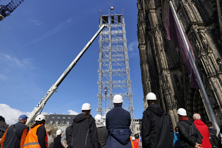 Abbau des Gerüsts am Kölner Dom