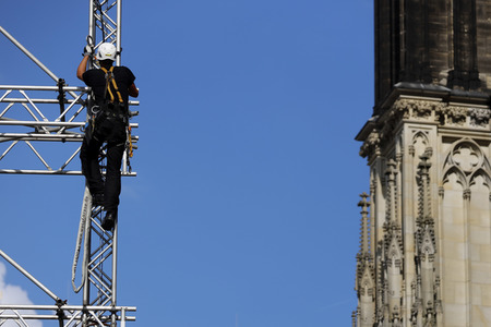 Abbau des Gerüsts am Kölner Dom