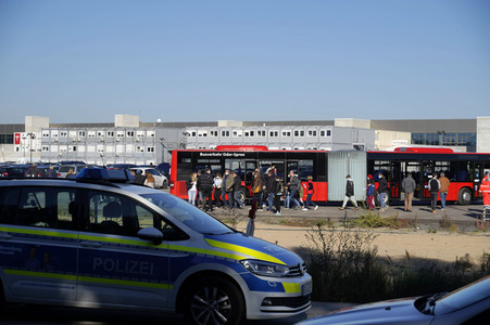 Tag der offenen Tür in der Tesla Gigafactory 4 in Grünheide