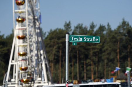 Tag der offenen Tür in der Tesla Gigafactory 4 in Grünheide