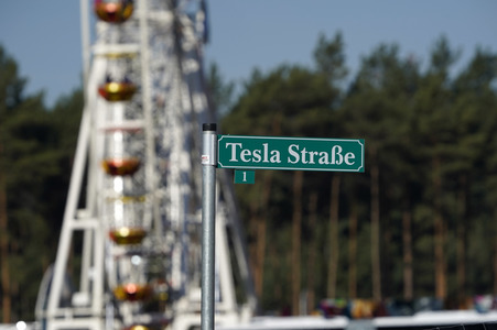 Tag der offenen Tür in der Tesla Gigafactory 4 in Grünheide