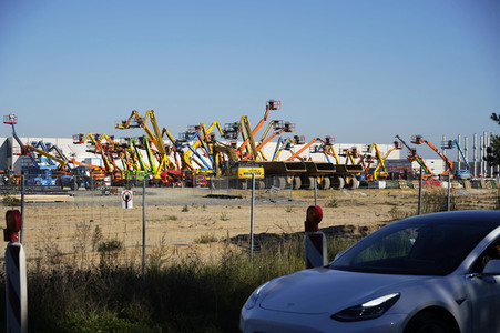 Tag der offenen Tür in der Tesla Gigafactory 4 in Grünheide