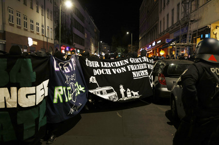Demonstration gegen Räumung vom Wagencamp 'Köpi' in Berlin