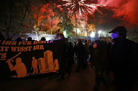 Demonstration gegen Räumung vom Wagencamp 'Köpi' in Berlin