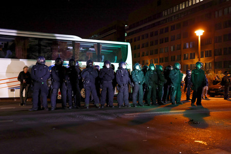 Demonstration gegen Räumung vom Wagencamp 'Köpi' in Berlin
