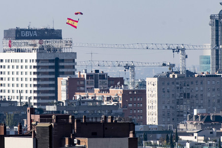 Militärparade zum spanischen Nationalfeiertag in Madrid