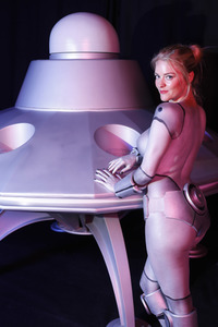GEEK ART: UFO Bodypainting