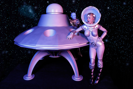 GEEK ART: UFO Bodypainting