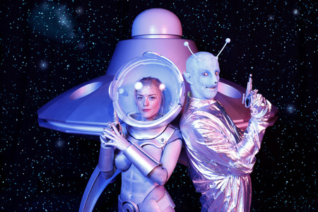 GEEK ART: UFO Bodypainting