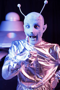 GEEK ART: UFO Bodypainting