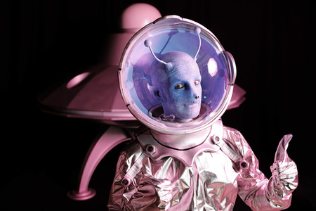 GEEK ART: UFO Bodypainting