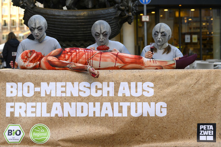 PETA-Demo gegen Speziesismus in Nürnberg